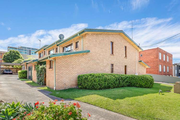 Main view of Homely townhouse listing, 4/40 Campbell Street, Wollongong NSW 2500