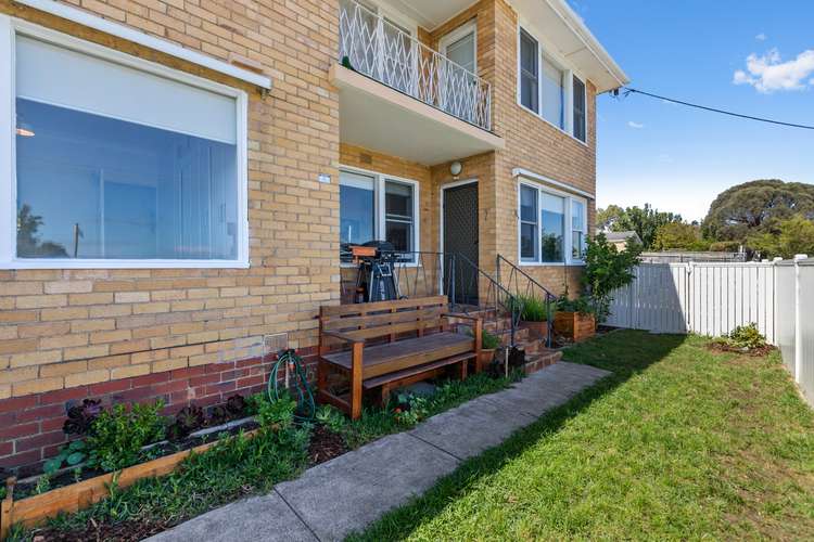 Main view of Homely unit listing, 2/25 Wilsons Road, Mornington VIC 3931