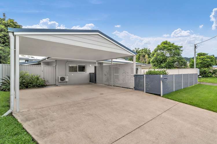 8 Penny Close, Whitfield QLD 4870