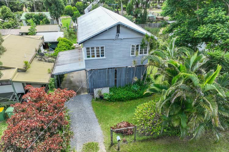 9 Noon-Muckle Street, Macleay Island QLD 4184