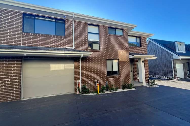 2/528-530 GREAT WESTERN HIGHWAY, Pendle Hill NSW 2145