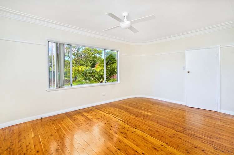 Fifth view of Homely semiDetached listing, 21 Renown Street, Wamberal NSW 2260