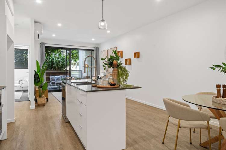 Fourth view of Homely apartment listing, 2/55 Lumley Street, Upper Mount Gravatt QLD 4122