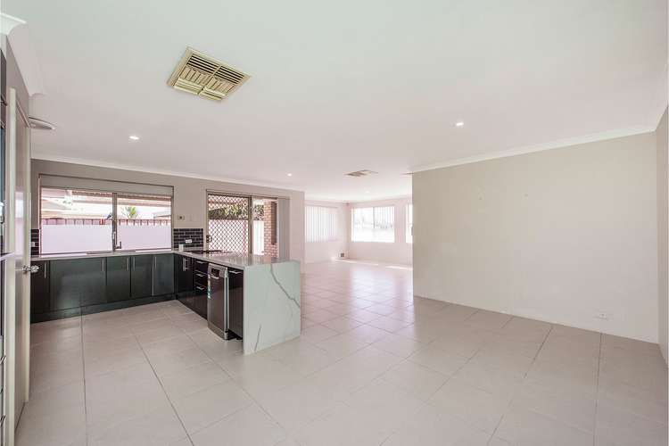 Fifth view of Homely house listing, 15 Picardie Place, Port Kennedy WA 6172