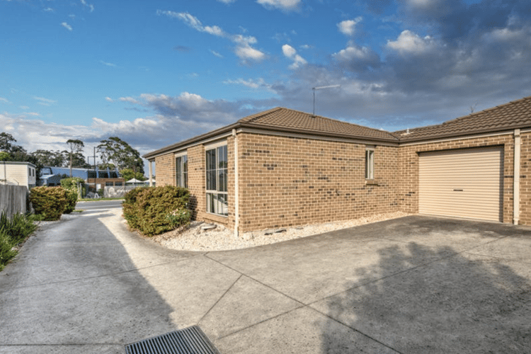 Main view of Homely unit listing, 1/4 ANDERSON STREET, Pakenham VIC 3810