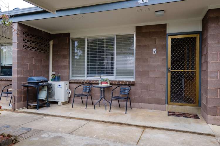 Main view of Homely unit listing, 5/1 McKIBBIN COURT, Wodonga VIC 3690