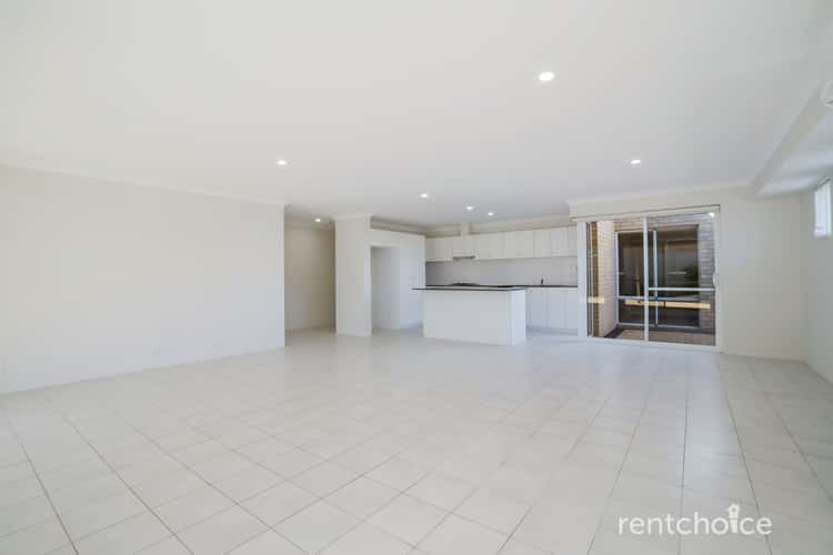 Fourth view of Homely semiDetached listing, 1/9 Eiffel Crescent, Port Kennedy WA 6172