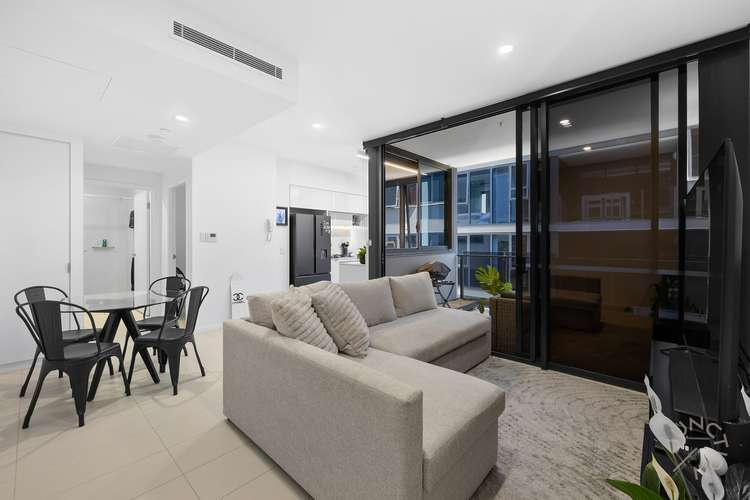 Main view of Homely unit listing, 1088/36 Evelyn Street, Newstead QLD 4006