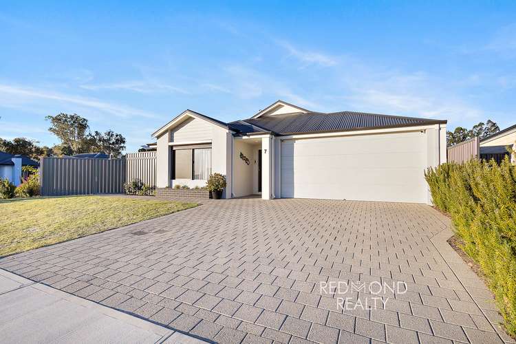 Main view of Homely house listing, 7 Raphoe Loop, Bullsbrook WA 6084