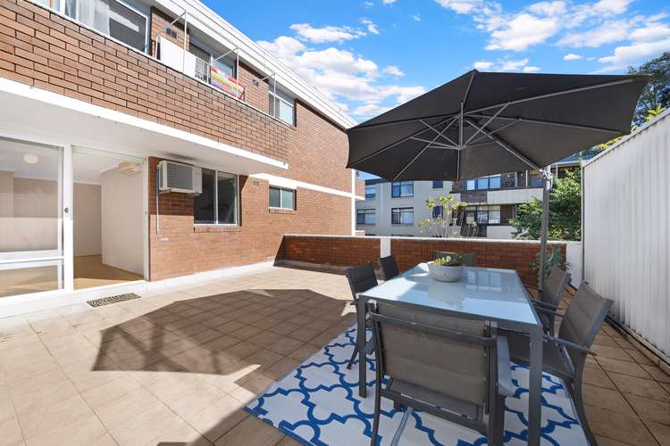 Main view of Homely unit listing, 4/17-19 Edgeworth David Avenue, Hornsby NSW 2077