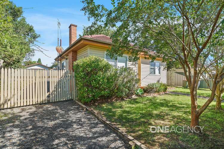 32 Cambewarra Road, Bomaderry NSW 2541