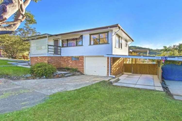 1 Priestley Parade, Point Clare NSW 2250