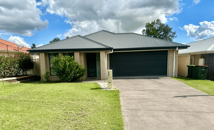 146 Aberglasslyn Road, Rutherford NSW 2320