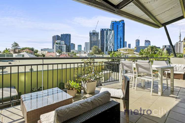 Main view of Homely apartment listing, 34/30 Mollison Street, South Brisbane QLD 4101