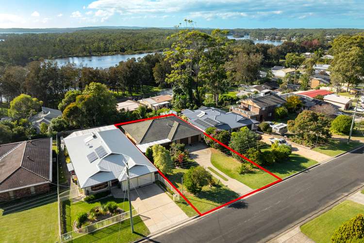 82 River Road, Sussex Inlet NSW 2540