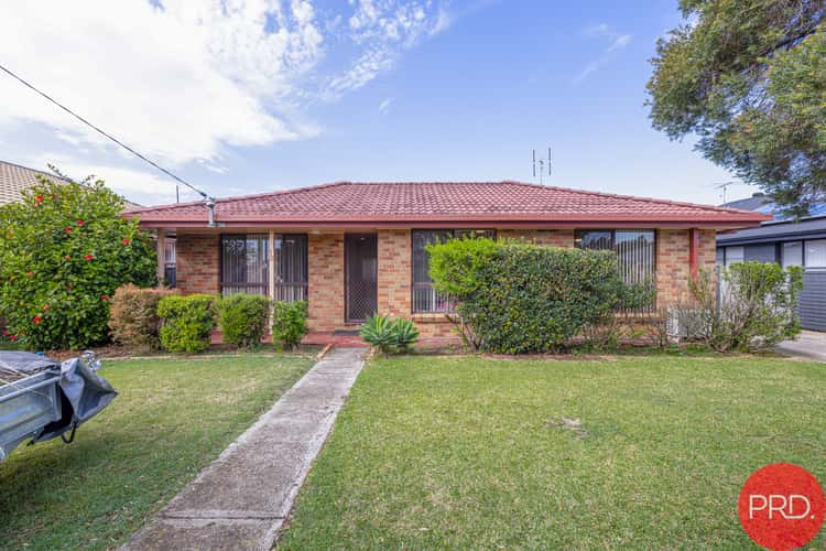 15 Centre Street, Greta NSW 2334