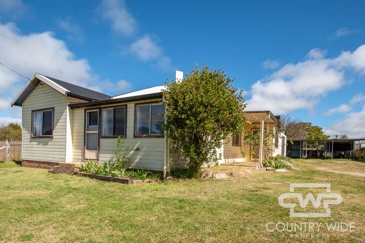 60 Russell Street, Guyra NSW 2365