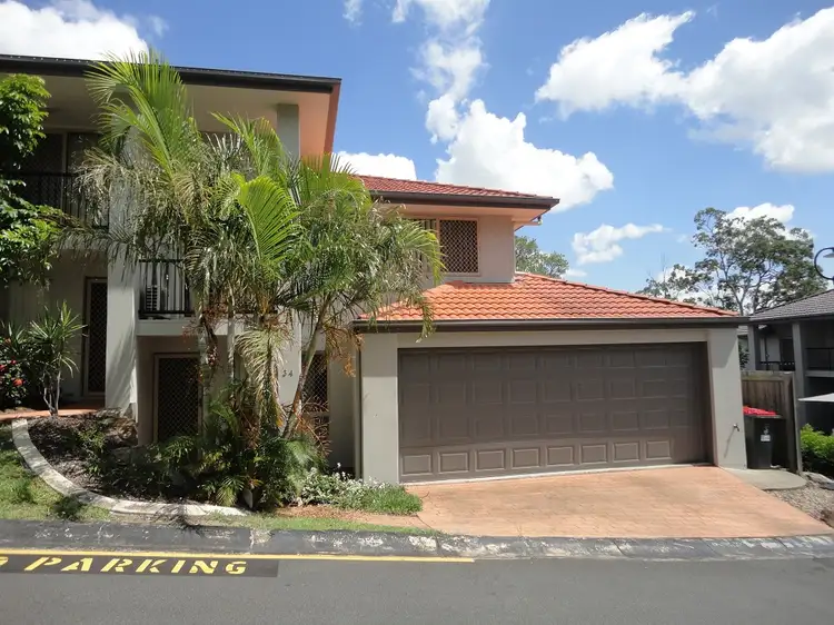 25 LANG STREET