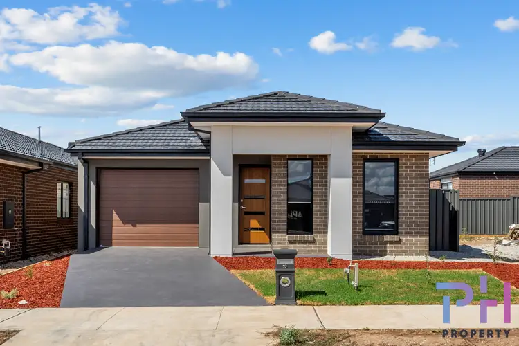 Main view of Homely house listing, 10 Betoota Avenue, Huntly VIC 3551