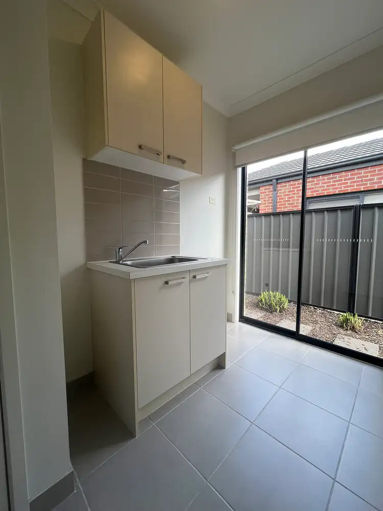 Fifth view of Homely house listing, 26 Lemon Myrtle Way, Craigieburn VIC 3064