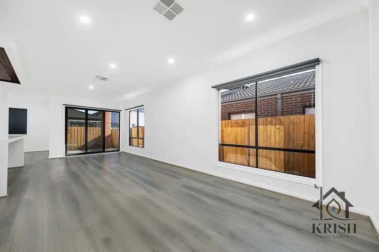 Fifth view of Homely house listing, 4 Topiary Way, Donnybrook VIC 3064