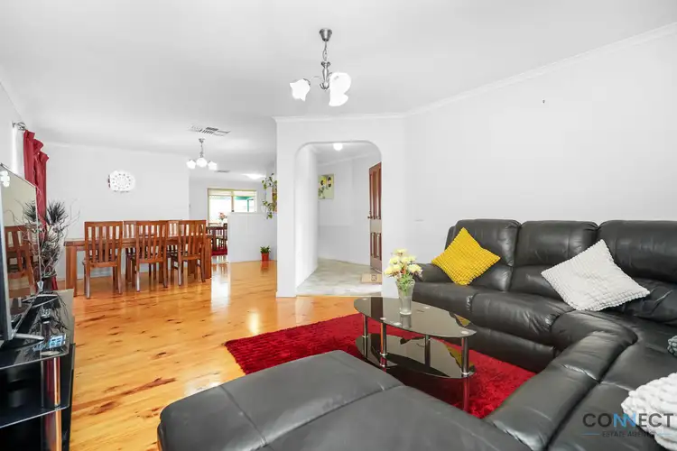 Fifth view of Homely house listing, 46 Azarow Circuit, Croydon South VIC 3136