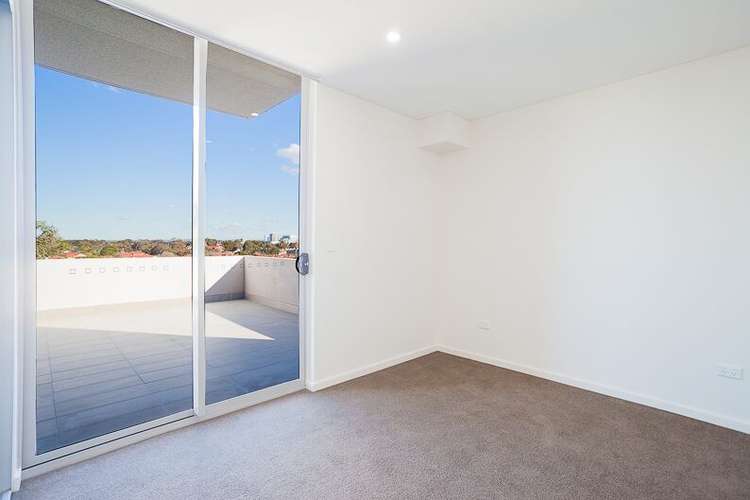 Third view of Homely apartment listing, 19/456 Gardeners Rd, Alexandria NSW 2015