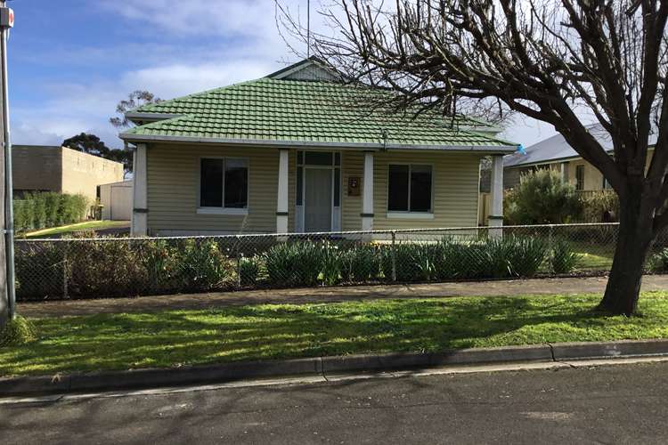 Main view of Homely house listing, 5 Dickens Street, Hamilton VIC 3300