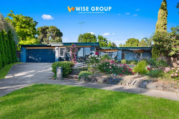 Second view of Homely house listing, 7 Highview Court, Pakenham VIC 3810