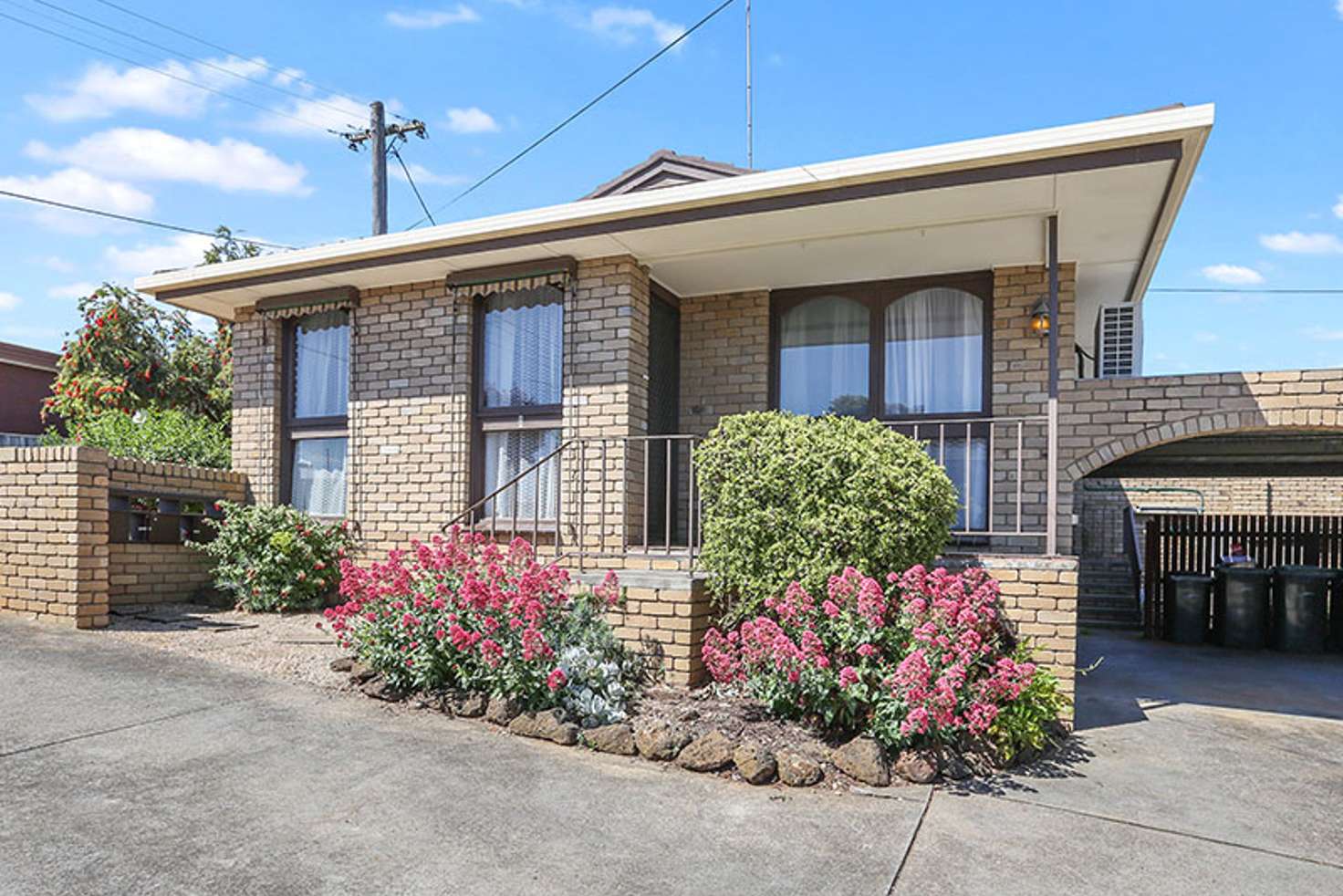 Main view of Homely unit listing, 1/32 Elsvern Avenue, Belmont VIC 3216