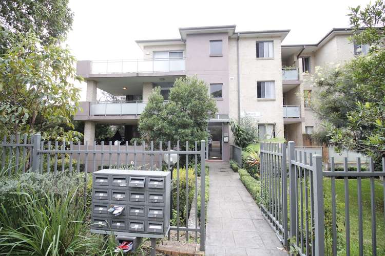 Main view of Homely unit listing, 4/427-429 Guildford Road, Guildford NSW 2161
