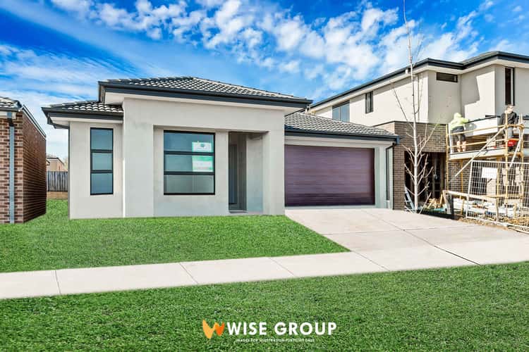 36 Simmental Drive, Clyde North VIC 3978