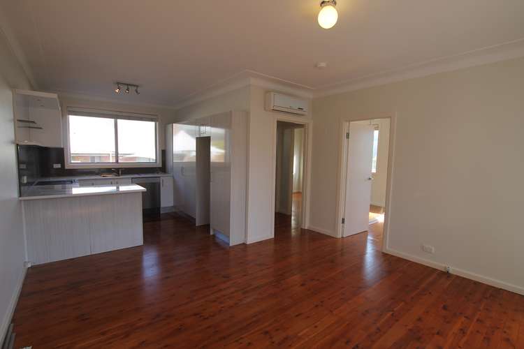 Third view of Homely apartment listing, 1/123 Brooks Street, Bar Beach NSW 2300