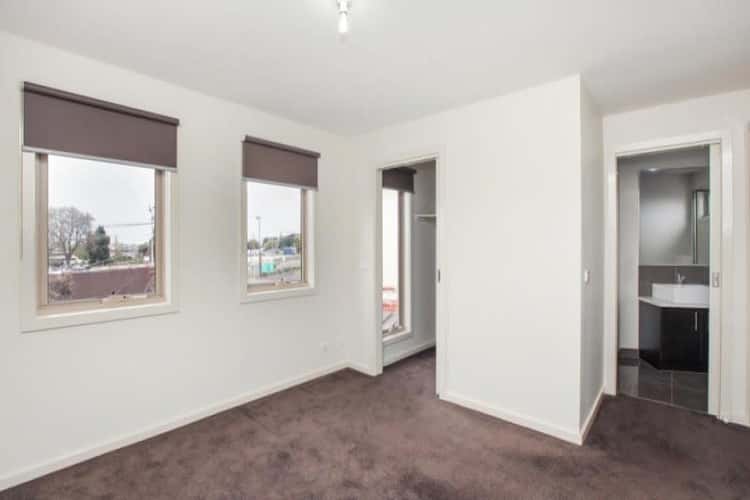 Fifth view of Homely townhouse listing, 4A Leonard Crescent, Ascot Vale VIC 3032