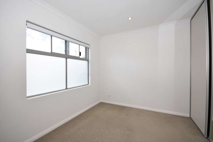 Fifth view of Homely unit listing, 7/3 Morago Crescent, Cloverdale WA 6105