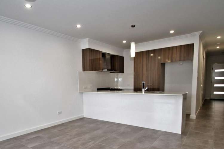 Second view of Homely semiDetached listing, unit 1/19 Chandon Court, Hillcrest QLD 4118