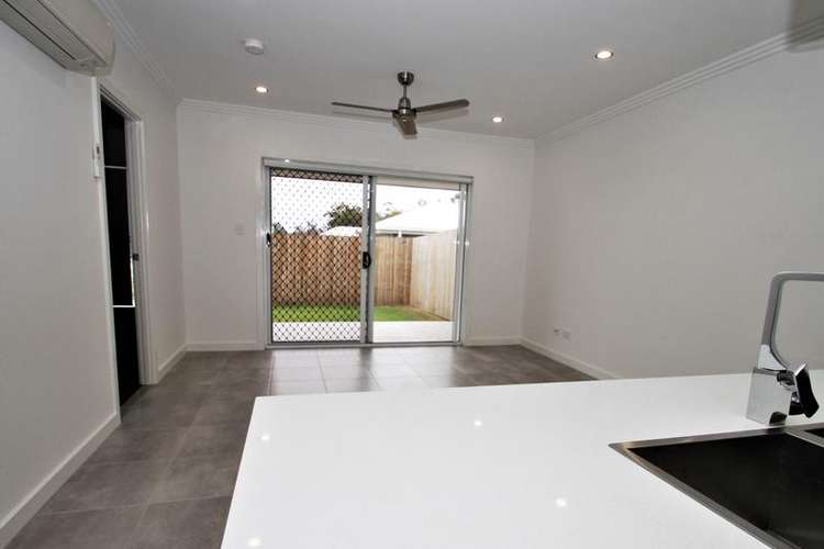 Fifth view of Homely semiDetached listing, unit 1/19 Chandon Court, Hillcrest QLD 4118