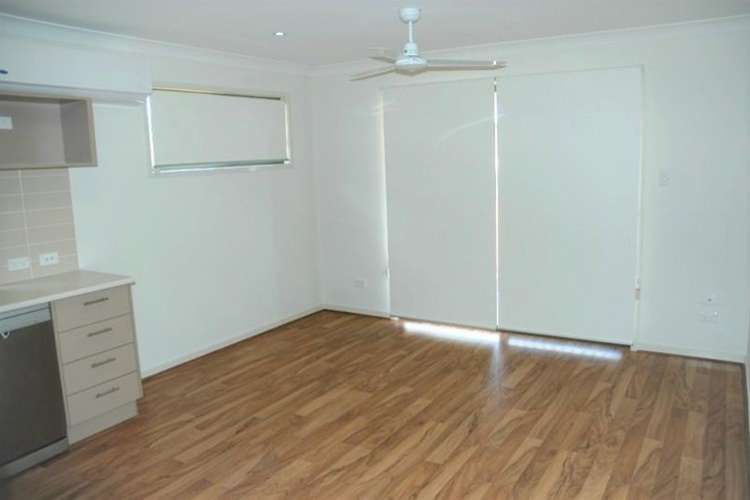 Third view of Homely semiDetached listing, 1/47 Brentwood Drive, Bundamba QLD 4304