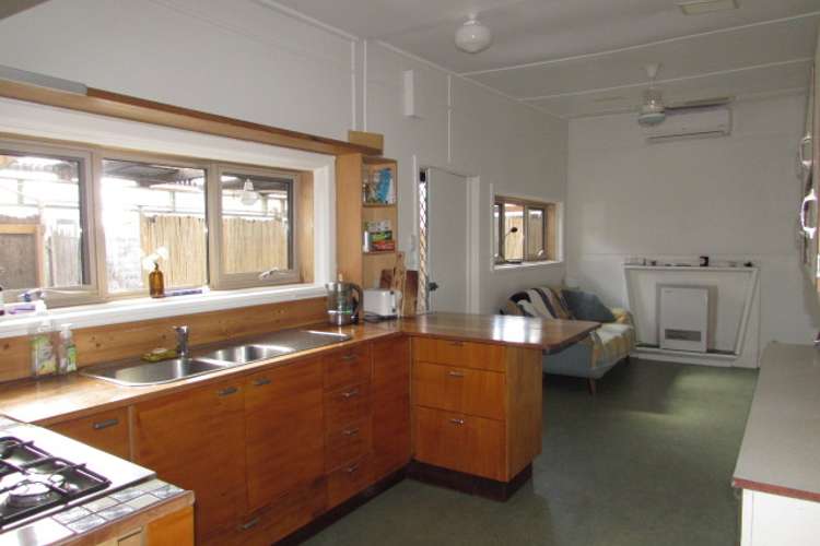 Main view of Homely unit listing, 2/1 Johnstone Street, Castlemaine VIC 3450
