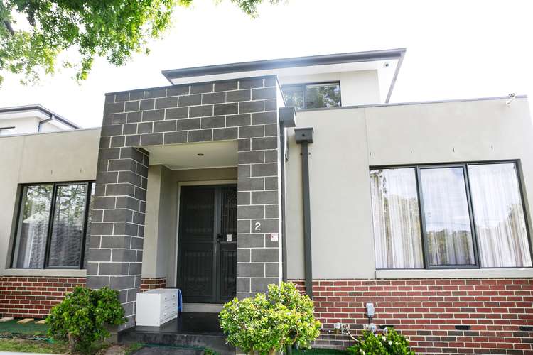 Main view of Homely townhouse listing, 2/10 Fortune Street, Box Hill North VIC 3129