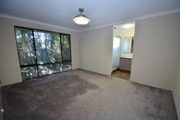 Fourth view of Homely house listing, 6 Hadzy Court, Gosnells WA 6110