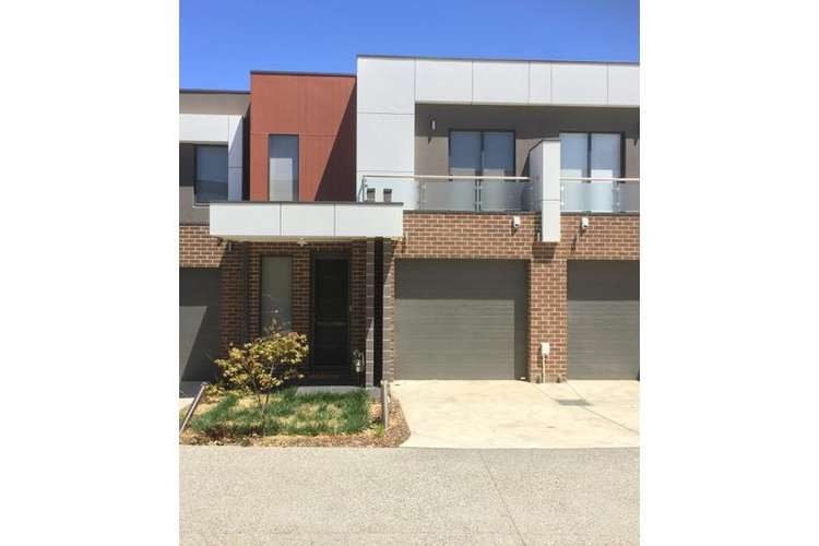 Main view of Homely townhouse listing, 2/194 Gordons Road, South Morang VIC 3752