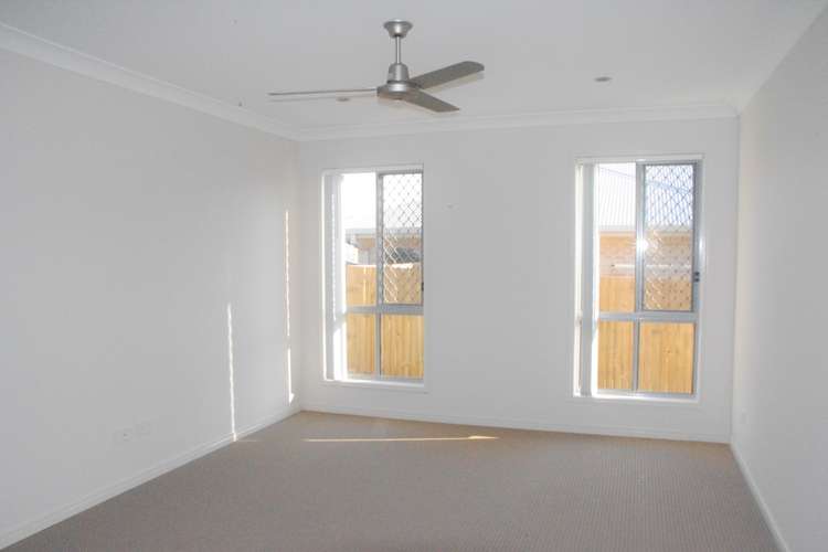 Seventh view of Homely house listing, 20 Samuel Court, Yamanto QLD 4305