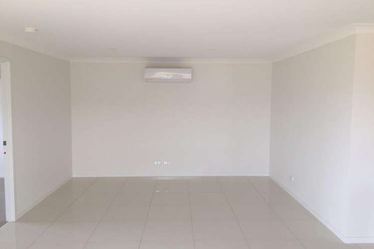 Third view of Homely semiDetached listing, 1/9 Wongalee Place, Cambooya QLD 4358
