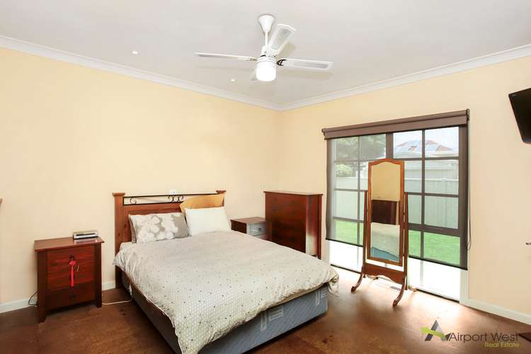 Fifth view of Homely house listing, 2 Etzel Street, Airport West VIC 3042