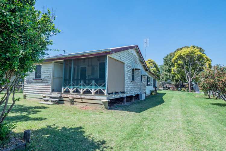 11 Booth Street, Kingaroy QLD 4610