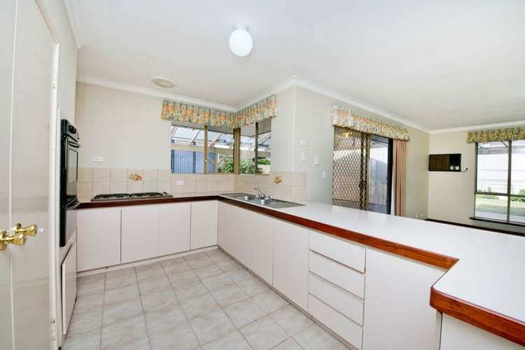 Sixth view of Homely house listing, 10 Wells Court, Noranda WA 6062