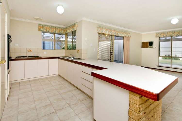 Seventh view of Homely house listing, 10 Wells Court, Noranda WA 6062