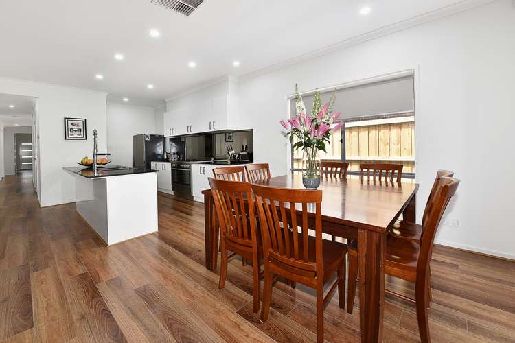 Fourth view of Homely house listing, 5 Waters Way, Hillside VIC 3037