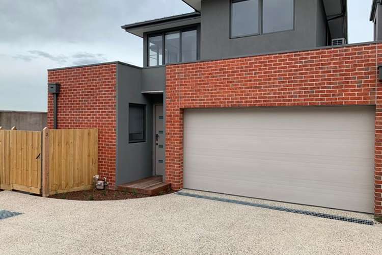 Main view of Homely townhouse listing, 3/2 Kingsley Grove, Mount Waverley VIC 3149